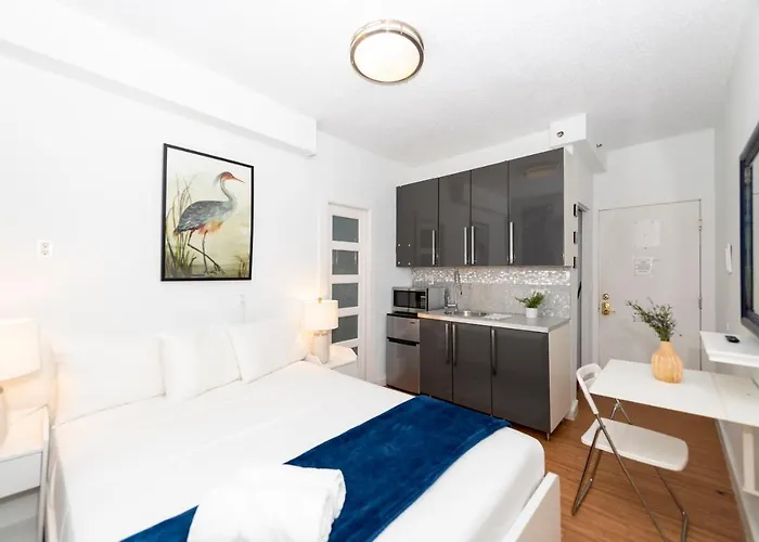 South Of Fifth Ocean Drive Apt
